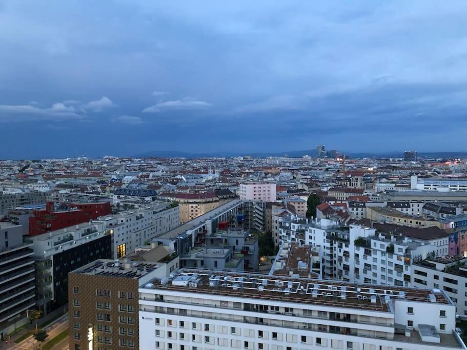 Апартаменты Stunning View Over Vienna In City Center Экстерьер фото